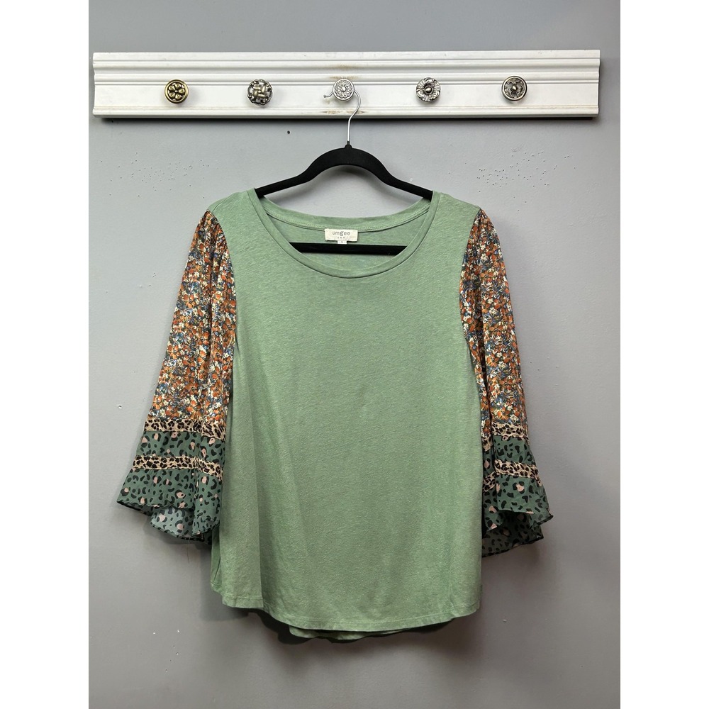 Umgee Shirt‎ Womens Small Green Mixed Print Bell Sleeve Boho Linen Blouse